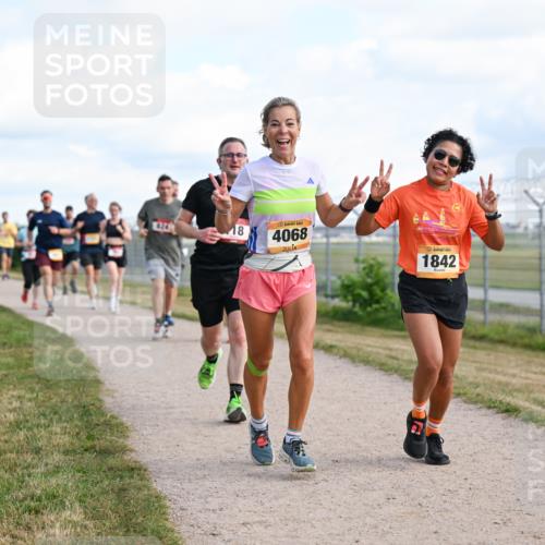 14.09.2025 - Airport Race Dr. Thomas Lammeyer http://msf.ph/oto/8870629 14.09.2025 12:15:07 Laufen 18, 4068, 1842 meine-sportfotos.de