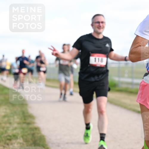 14.09.2025 - Airport Race Dr. Thomas Lammeyer http://msf.ph/oto/8870645 14.09.2025 12:15:08 Laufen 118, 4068 meine-sportfotos.de