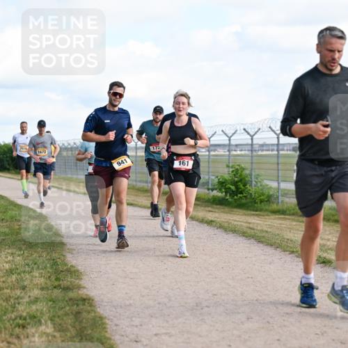 14.09.2025 - Airport Race Dr. Thomas Lammeyer http://msf.ph/oto/8870687 14.09.2025 12:15:11 Laufen 2016, 1672, 941, 172, 161, 8 meine-sportfotos.de