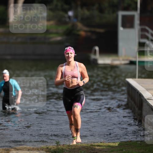 14.09.2025 - Stadtparktriathlon Michael Strokosch http://msf.ph/oto/8870775 14.09.2025 11:17:27 Schwimmen 931 meine-sportfotos.de