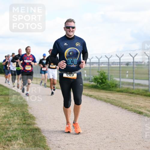 14.09.2025 - Airport Race Dr. Thomas Lammeyer http://msf.ph/oto/8870863 14.09.2025 12:15:23 Laufen 1247, 10, 1, 385 meine-sportfotos.de
