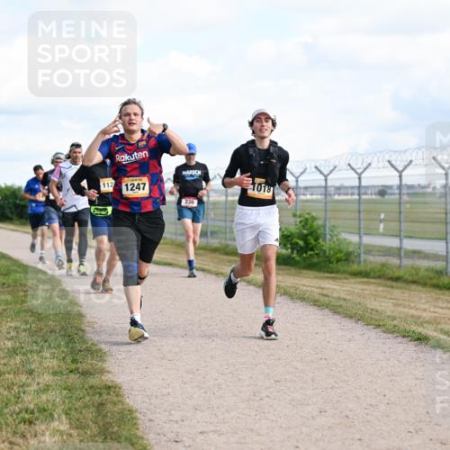 14.09.2025 - Airport Race Dr. Thomas Lammeyer http://msf.ph/oto/8870875 14.09.2025 12:15:24 Laufen 112, 1247, 1018, 236 meine-sportfotos.de