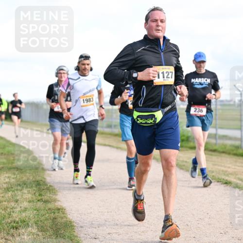 14.09.2025 - Airport Race Dr. Thomas Lammeyer http://msf.ph/oto/8870923 14.09.2025 12:15:27 Laufen 1983, 127, 236 meine-sportfotos.de