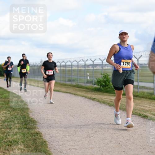 14.09.2025 - Airport Race Dr. Thomas Lammeyer http://msf.ph/oto/8870980 14.09.2025 12:15:31 Laufen 710, 1780 meine-sportfotos.de
