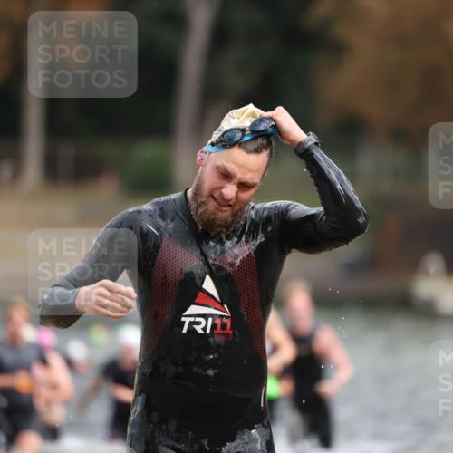 14.09.2025 - Stadtparktriathlon Michael Strokosch http://msf.ph/oto/8871217 14.09.2025 11:31:54 Schwimmen 1033, 1040, 1043, 1077, 1080, 1091, 1102, 1107 meine-sportfotos.de