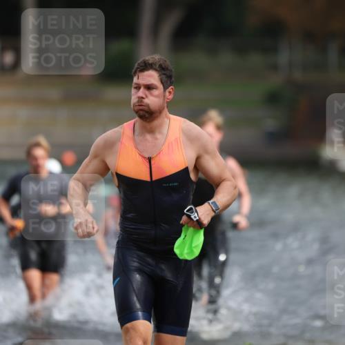 14.09.2025 - Stadtparktriathlon Michael Strokosch http://msf.ph/oto/8871225 14.09.2025 11:31:57 Schwimmen 1033, 1040, 1043, 1073, 1077, 1080, 1091, 1102, 1107 meine-sportfotos.de