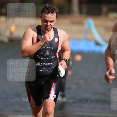 14.09.2025 - Stadtparktriathlon Michael Strokosch http://msf.ph/oto/8871254 14.09.2025 11:32:07 Schwimmen 1033, 1040, 1046, 1047, 1073, 1080, 1102 meine-sportfotos.de