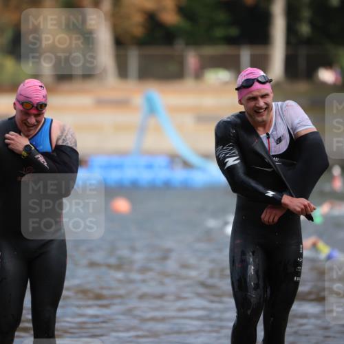 14.09.2025 - Stadtparktriathlon Michael Strokosch http://msf.ph/oto/8871271 14.09.2025 11:32:12 Schwimmen 1046, 1047, 1073 meine-sportfotos.de