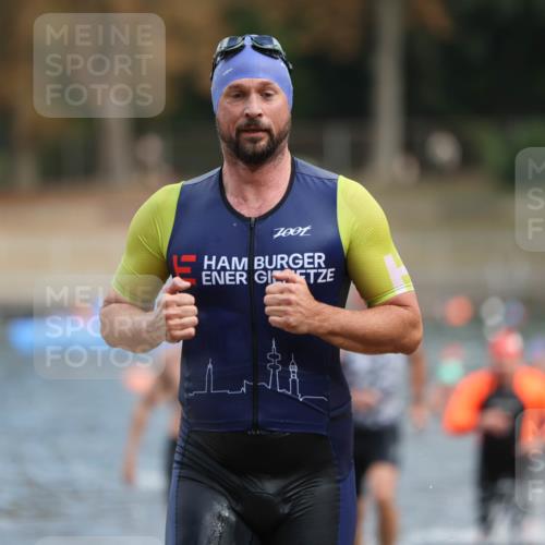 14.09.2025 - Stadtparktriathlon Michael Strokosch http://msf.ph/oto/8871297 14.09.2025 11:32:30 Schwimmen 1054, 1064, 1087, 1088, 1095 meine-sportfotos.de