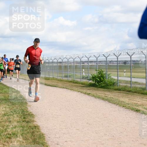 14.09.2025 - Airport Race Dr. Thomas Lammeyer http://msf.ph/oto/8871491 14.09.2025 12:16:04 Laufen 4236, 37, 144, 4, 1 meine-sportfotos.de