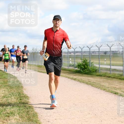 14.09.2025 - Airport Race Dr. Thomas Lammeyer http://msf.ph/oto/8871515 14.09.2025 12:16:06 Laufen 1 meine-sportfotos.de