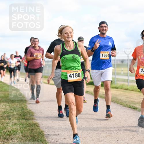 14.09.2025 - Airport Race Dr. Thomas Lammeyer http://msf.ph/oto/8871620 14.09.2025 12:16:12 Laufen 4180, 1664, 1442 meine-sportfotos.de