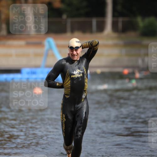 14.09.2025 - Stadtparktriathlon Michael Strokosch http://msf.ph/oto/8871818 14.09.2025 11:48:17 Schwimmen 1125 meine-sportfotos.de