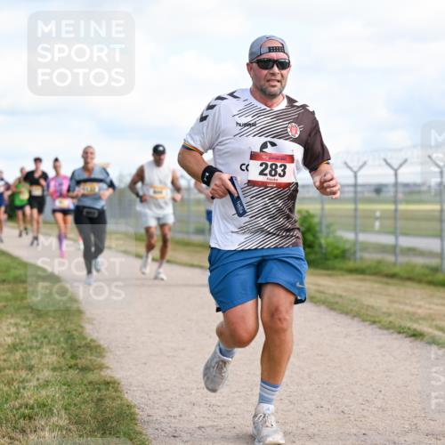 14.09.2025 - Airport Race Dr. Thomas Lammeyer http://msf.ph/oto/8871829 14.09.2025 12:16:25 Laufen 283 meine-sportfotos.de
