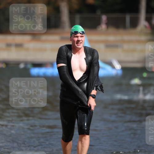 14.09.2025 - Stadtparktriathlon Michael Strokosch http://msf.ph/oto/8871905 14.09.2025 11:49:19 Schwimmen 1178 meine-sportfotos.de