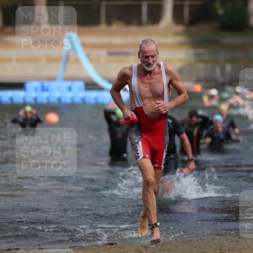 14.09.2025 - Stadtparktriathlon Michael Strokosch http://msf.ph/oto/8871945 14.09.2025 11:50:06 Schwimmen 1168, 1170, 1174, 1214 meine-sportfotos.de