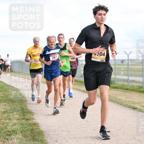 14.09.2025 - Airport Race Dr. Thomas Lammeyer http://msf.ph/oto/8871951 14.09.2025 12:16:32 Laufen 124, 261, 67, 1988, 504, 1504 meine-sportfotos.de