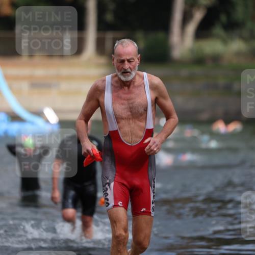 14.09.2025 - Stadtparktriathlon Michael Strokosch http://msf.ph/oto/8871955 14.09.2025 11:50:08 Schwimmen 1162, 1168, 1170, 1174, 1214 meine-sportfotos.de