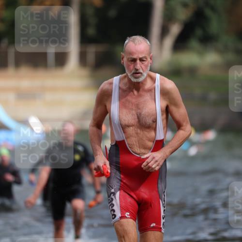 14.09.2025 - Stadtparktriathlon Michael Strokosch http://msf.ph/oto/8871959 14.09.2025 11:50:09 Schwimmen 1162, 1168, 1170, 1174, 1188, 1214 meine-sportfotos.de