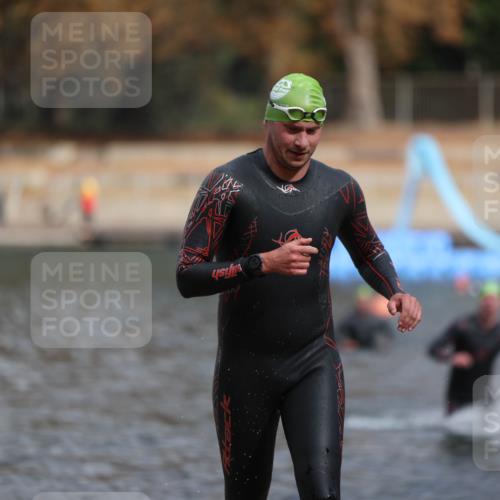 14.09.2025 - Stadtparktriathlon Michael Strokosch http://msf.ph/oto/8871970 14.09.2025 11:50:11 Schwimmen 1162, 1168, 1170, 1174, 1188, 1214 meine-sportfotos.de