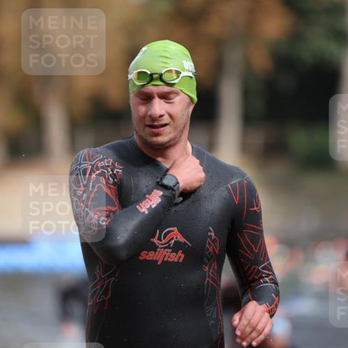 14.09.2025 - Stadtparktriathlon Michael Strokosch http://msf.ph/oto/8871980 14.09.2025 11:50:14 Schwimmen 1162, 1168, 1174, 1188, 1214 meine-sportfotos.de