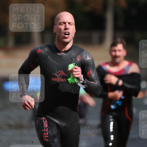 14.09.2025 - Stadtparktriathlon Michael Strokosch http://msf.ph/oto/8871995 14.09.2025 11:50:18 Schwimmen 1162, 1168, 1188, 1194, 1214 meine-sportfotos.de