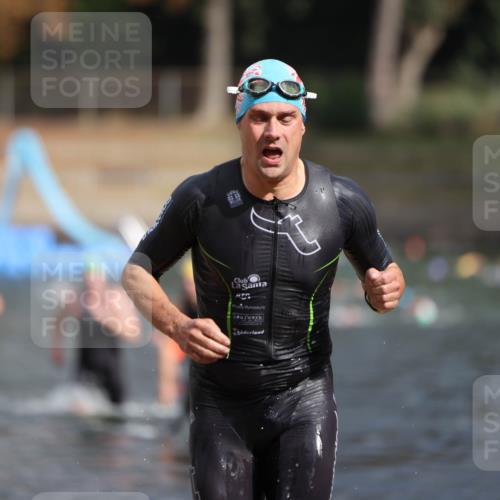 14.09.2025 - Stadtparktriathlon Michael Strokosch http://msf.ph/oto/8872012 14.09.2025 11:50:22 Schwimmen 1162, 1168, 1186, 1188, 1194 meine-sportfotos.de