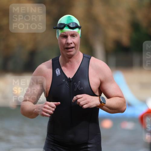 14.09.2025 - Stadtparktriathlon Michael Strokosch http://msf.ph/oto/8872048 14.09.2025 11:50:32 Schwimmen 1144, 1146, 1164, 1186, 1194 meine-sportfotos.de
