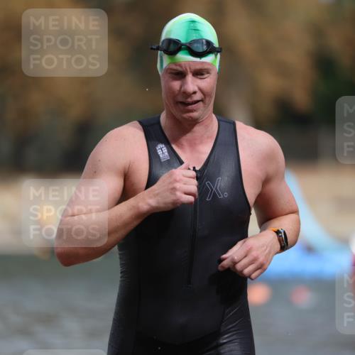 14.09.2025 - Stadtparktriathlon Michael Strokosch http://msf.ph/oto/8872049 14.09.2025 11:50:32 Schwimmen 1144, 1146, 1164, 1186, 1194 meine-sportfotos.de