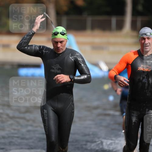 14.09.2025 - Stadtparktriathlon Michael Strokosch http://msf.ph/oto/8872057 14.09.2025 11:50:35 Schwimmen 1144, 1146, 1164, 1186 meine-sportfotos.de