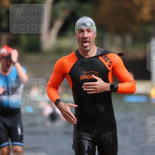 14.09.2025 - Stadtparktriathlon Michael Strokosch http://msf.ph/oto/8872064 14.09.2025 11:50:37 Schwimmen 1144, 1146, 1164 meine-sportfotos.de