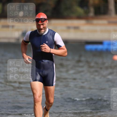 14.09.2025 - Stadtparktriathlon Michael Strokosch http://msf.ph/oto/8872136 14.09.2025 11:51:06 Schwimmen 1123, 1133, 1153, 1172, 1199, 1205, 1219 meine-sportfotos.de