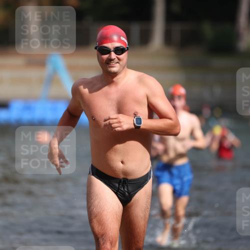 14.09.2025 - Stadtparktriathlon Michael Strokosch http://msf.ph/oto/8872159 14.09.2025 11:51:13 Schwimmen 1133, 1153, 1172, 1199, 1203, 1205 meine-sportfotos.de