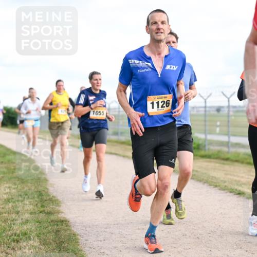 14.09.2025 - Airport Race Dr. Thomas Lammeyer http://msf.ph/oto/8872179 14.09.2025 12:16:50 Laufen 1055, 1126, 41 meine-sportfotos.de
