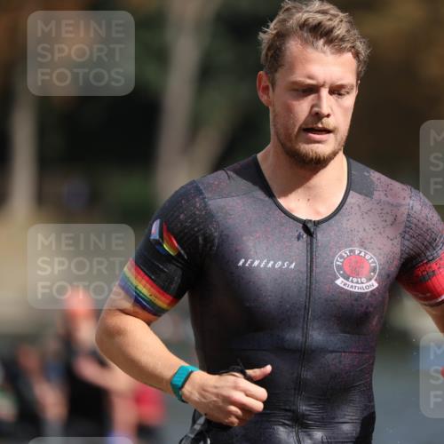 14.09.2025 - Stadtparktriathlon Michael Strokosch http://msf.ph/oto/8872199 14.09.2025 11:51:26 Schwimmen 1129, 1139, 1203, 1212 meine-sportfotos.de