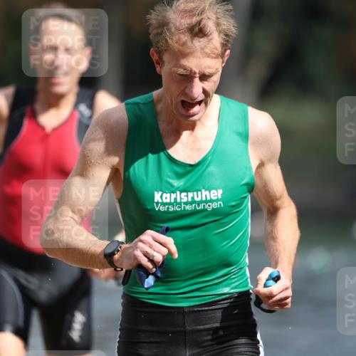14.09.2025 - Stadtparktriathlon Michael Strokosch http://msf.ph/oto/8872249 14.09.2025 11:51:44 Schwimmen 1132, 1147, 1180, 1189 meine-sportfotos.de