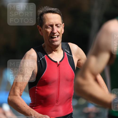 14.09.2025 - Stadtparktriathlon Michael Strokosch http://msf.ph/oto/8872252 14.09.2025 11:51:45 Schwimmen 1132, 1147, 1180, 1189 meine-sportfotos.de