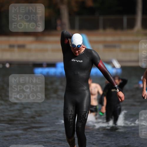 14.09.2025 - Stadtparktriathlon Michael Strokosch http://msf.ph/oto/8872314 14.09.2025 11:52:15 Schwimmen 1128, 1143, 1150, 1156, 1171, 1187, 1211 meine-sportfotos.de