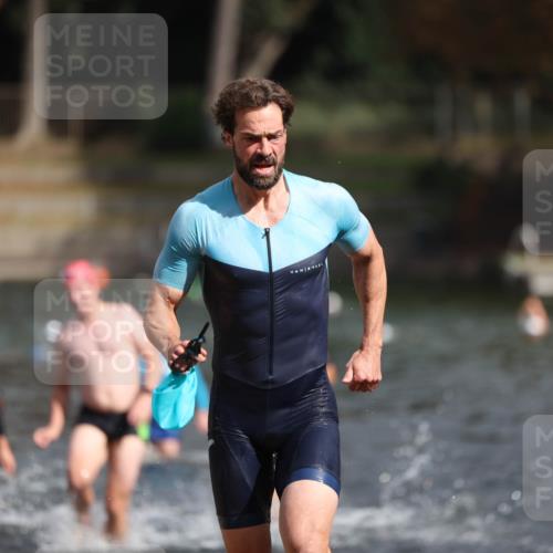 14.09.2025 - Stadtparktriathlon Michael Strokosch http://msf.ph/oto/8872323 14.09.2025 11:52:17 Schwimmen 1128, 1143, 1150, 1156, 1171, 1187, 1202, 1211 meine-sportfotos.de