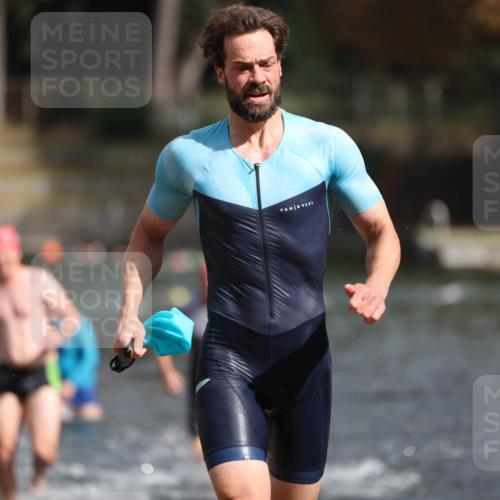 14.09.2025 - Stadtparktriathlon Michael Strokosch http://msf.ph/oto/8872326 14.09.2025 11:52:18 Schwimmen 1128, 1143, 1150, 1156, 1171, 1187, 1202, 1211 meine-sportfotos.de