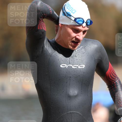 14.09.2025 - Stadtparktriathlon Michael Strokosch http://msf.ph/oto/8872331 14.09.2025 11:52:19 Schwimmen 1128, 1143, 1150, 1156, 1171, 1187, 1202, 1211 meine-sportfotos.de