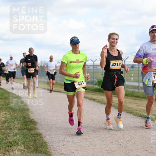 14.09.2025 - Airport Race Dr. Thomas Lammeyer http://msf.ph/oto/8872340 14.09.2025 12:17:00 Laufen 1389, 451, 4213, 1883, 1883 meine-sportfotos.de