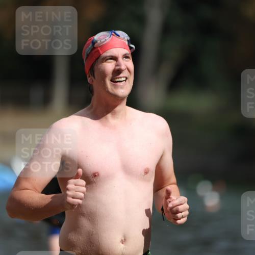 14.09.2025 - Stadtparktriathlon Michael Strokosch http://msf.ph/oto/8872353 14.09.2025 11:52:27 Schwimmen 1128, 1150, 1156, 1171, 1187, 1202 meine-sportfotos.de