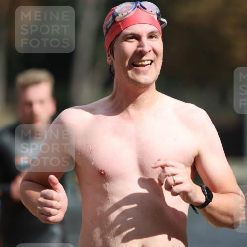 14.09.2025 - Stadtparktriathlon Michael Strokosch http://msf.ph/oto/8872357 14.09.2025 11:52:27 Schwimmen 1128, 1150, 1156, 1171, 1187, 1202 meine-sportfotos.de
