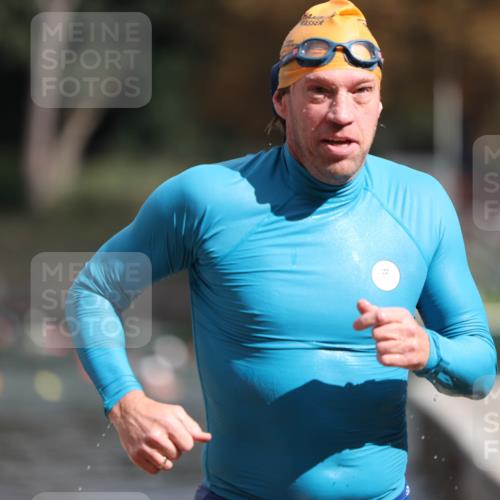 14.09.2025 - Stadtparktriathlon Michael Strokosch http://msf.ph/oto/8872370 14.09.2025 11:52:30 Schwimmen 1128, 1187, 1202 meine-sportfotos.de