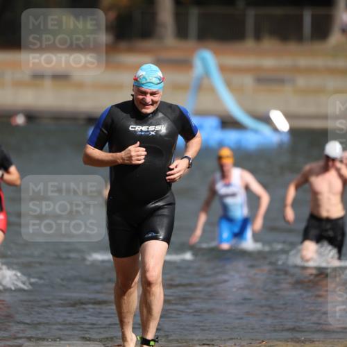 14.09.2025 - Stadtparktriathlon Michael Strokosch http://msf.ph/oto/8872391 14.09.2025 11:53:03 Schwimmen 1155, 1169, 1182, 1192, 1220 meine-sportfotos.de