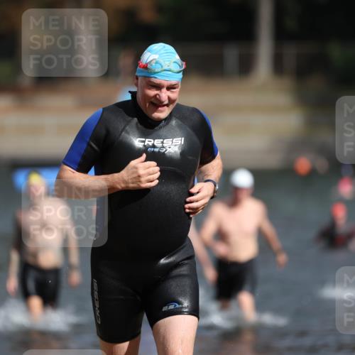 14.09.2025 - Stadtparktriathlon Michael Strokosch http://msf.ph/oto/8872399 14.09.2025 11:53:05 Schwimmen 1155, 1169, 1182, 1184, 1192, 1220 meine-sportfotos.de