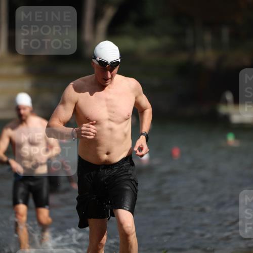 14.09.2025 - Stadtparktriathlon Michael Strokosch http://msf.ph/oto/8872428 14.09.2025 11:53:11 Schwimmen 1155, 1182, 1184, 1192, 1220 meine-sportfotos.de