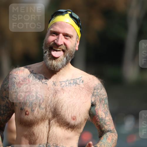 14.09.2025 - Stadtparktriathlon Michael Strokosch http://msf.ph/oto/8872433 14.09.2025 11:53:14 Schwimmen 1155, 1182, 1184, 1192, 1220 meine-sportfotos.de