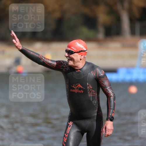 14.09.2025 - Stadtparktriathlon Michael Strokosch http://msf.ph/oto/8872455 14.09.2025 11:53:34 Schwimmen 1157, 1175, 1213 meine-sportfotos.de
